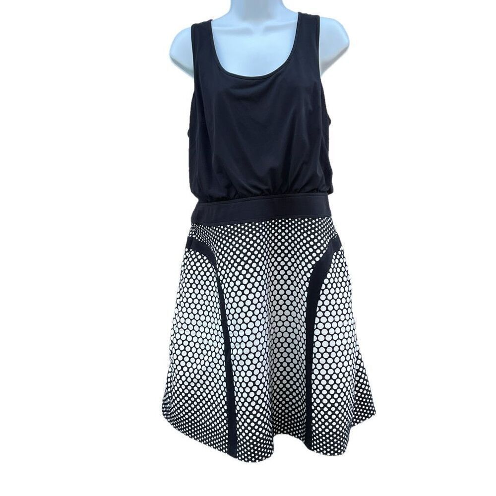 Laundry by Shelly Segal size 10 sleeveless lined blousen top.
